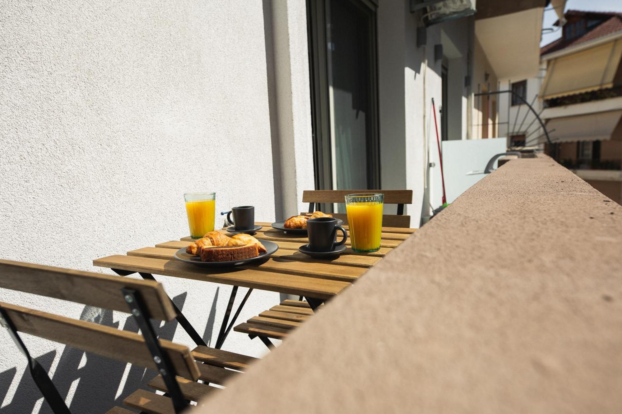 Luxury Apartment In The Center Of Ioannina City Exteriör bild